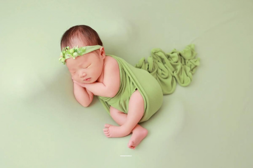 东至宝宝拍嗝吐奶 东至宝宝拍嗝吐奶